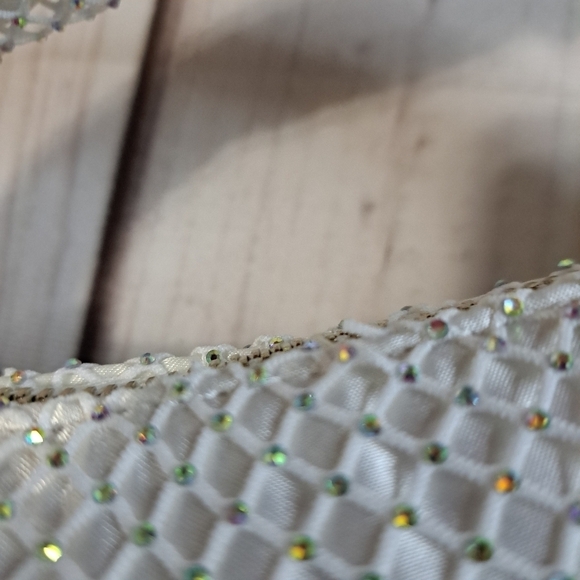 Vince Camuto Damsa Multicolor Crystal White Mesh Mini Shoulder Bag Purse - Picture 6 of 16